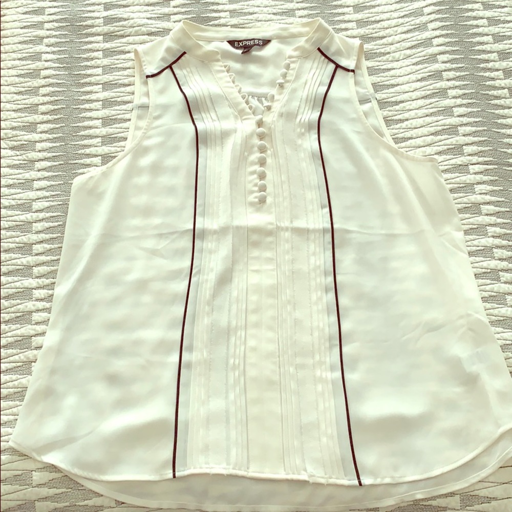 Women’s sleeveless v-neck blouse.